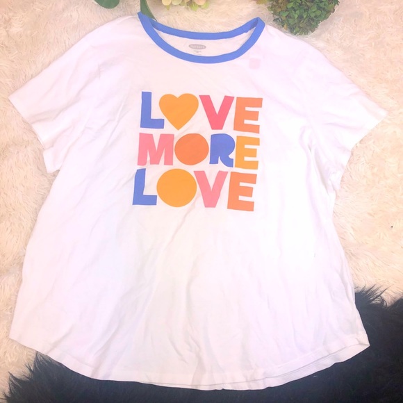 NWT EveryWear Graphic Tee for Women - Picture 2 of 3